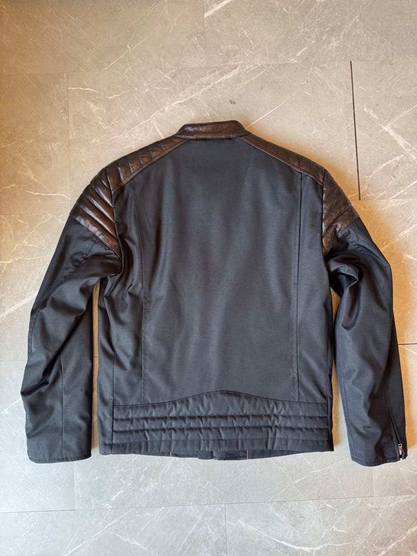 お値下げしました！グッチ レザーパッチ ジャケット ブラック 牛革 イタリア製