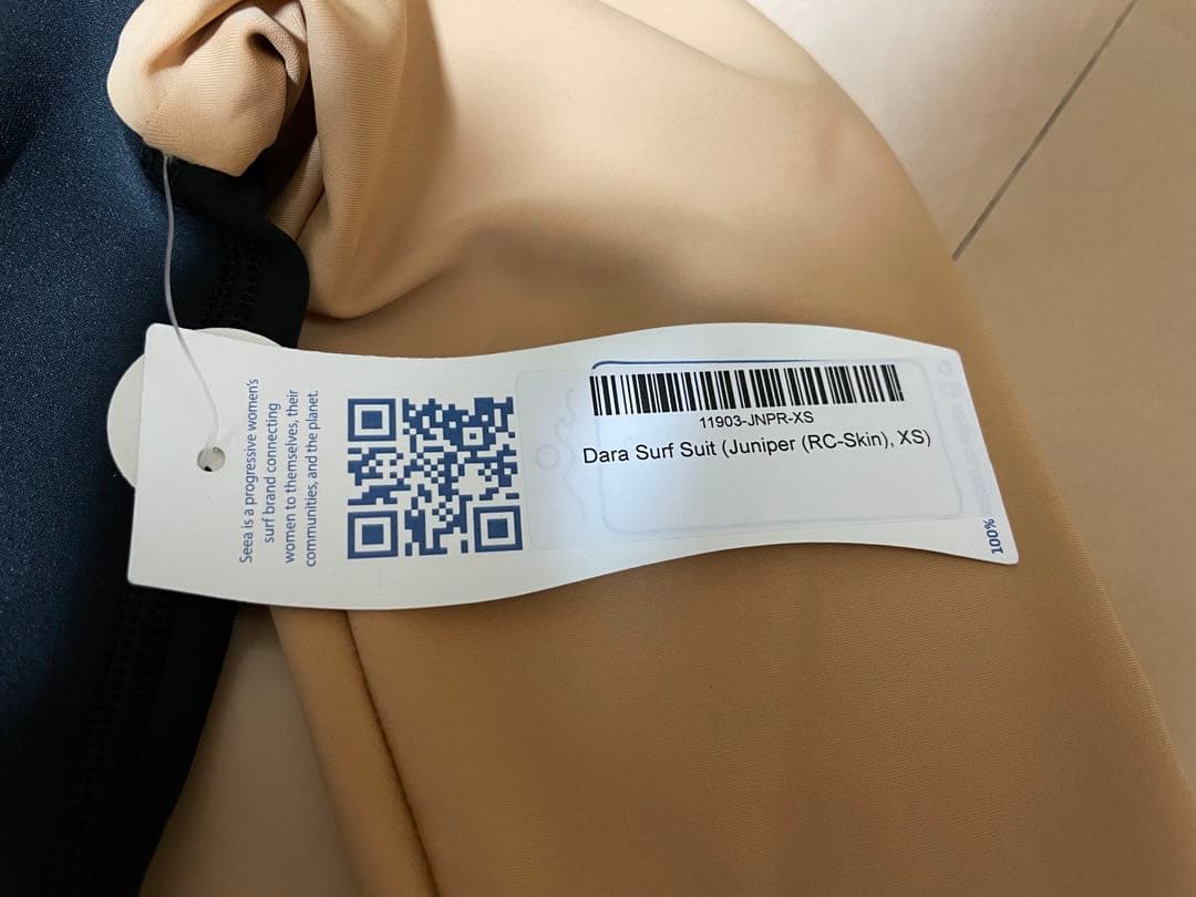 【新品】Seea サーフスーツ　XS