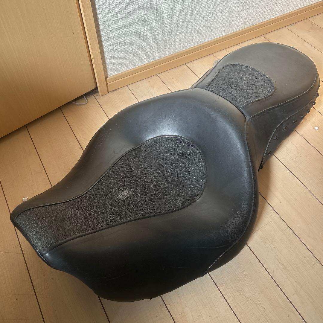ハーレー　ツーリング　ロードキング　97〜　スティングレイ？シート