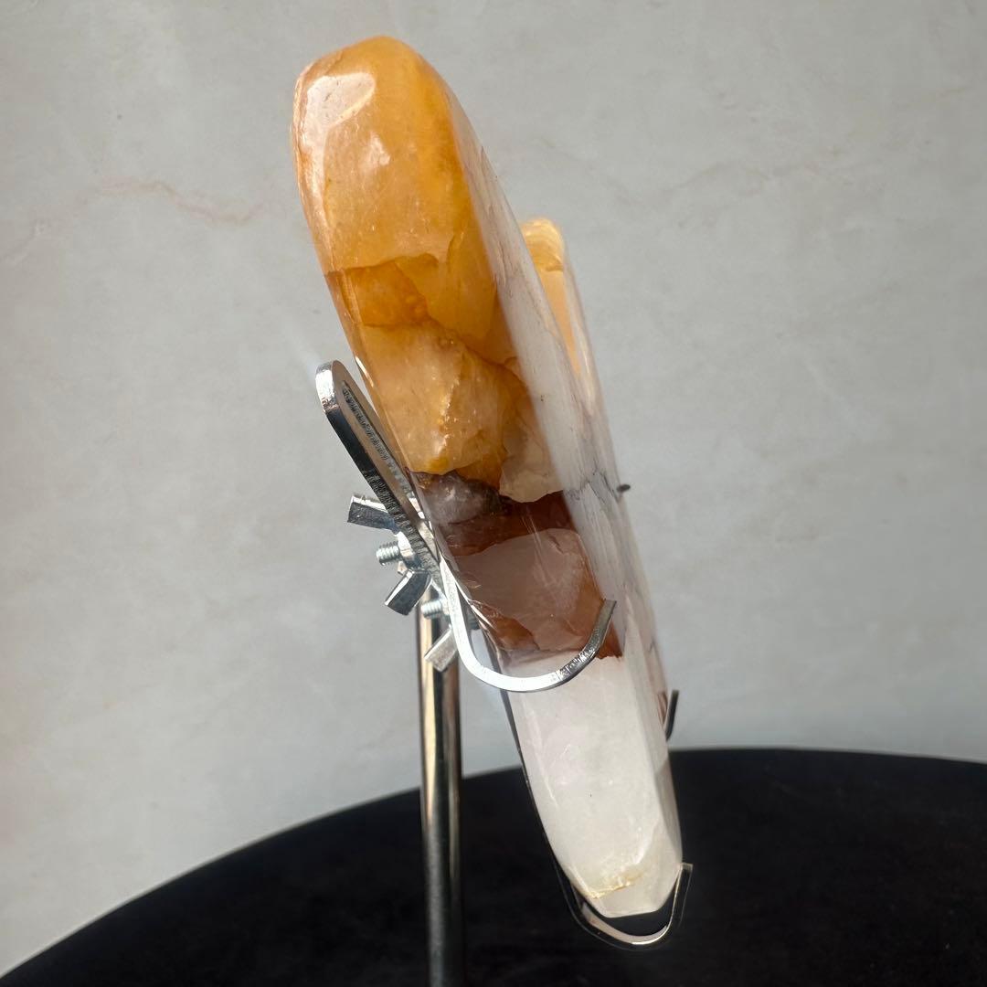 天然石マニカラン共生の蝶々　置物　彫物NO.032826