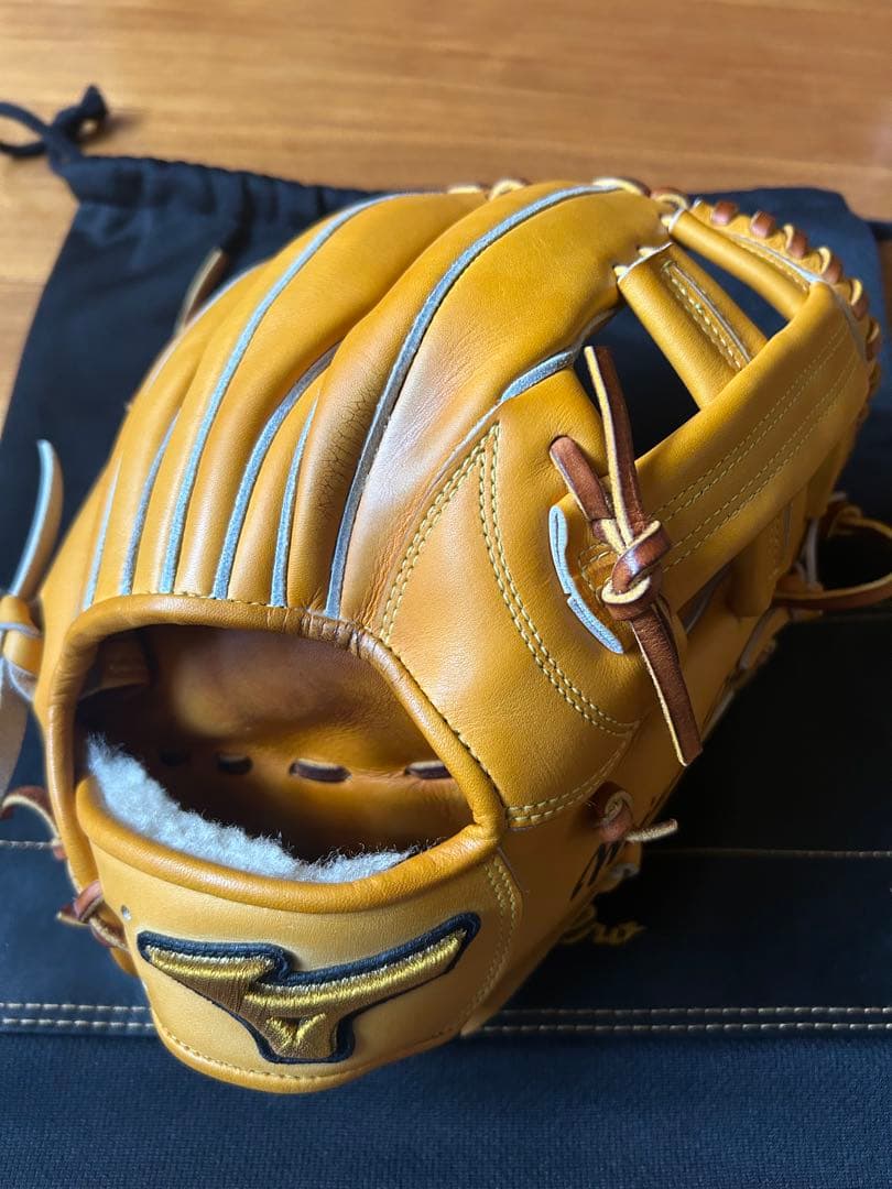 ミズノプロ　野球グラブ　内野手用　硬式