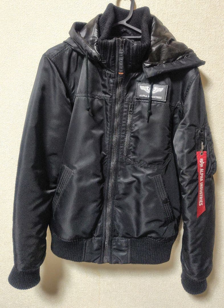 美品　ALPHA INDUSTRIES　ブラック　MA-1　ミリタリージャケット
