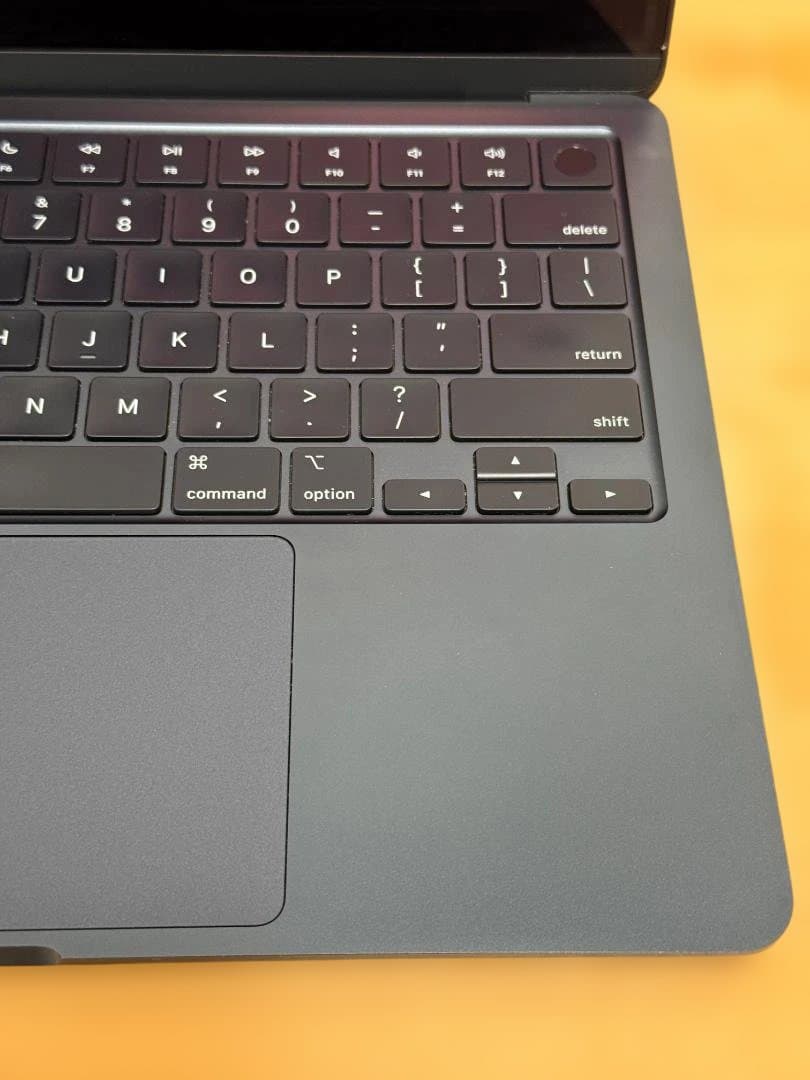 完全美品 M3MacBook Air US配列 メモリ8GB 容量256GB