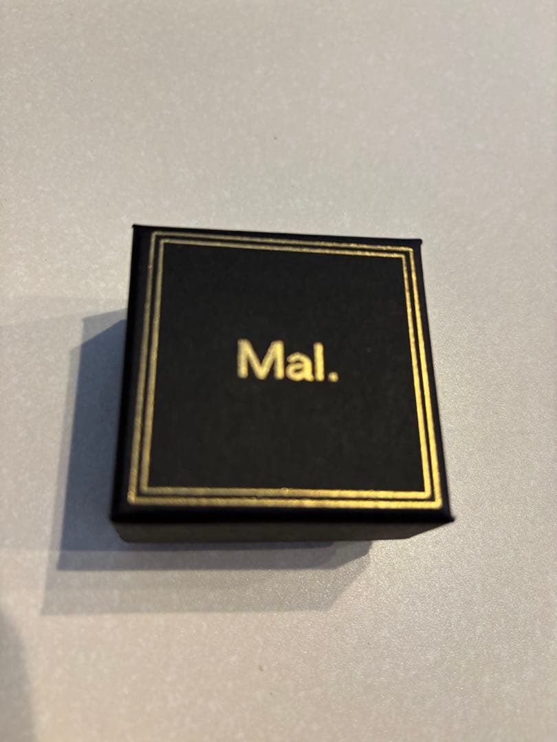 Mal. k18 シェーヌ風ピアス