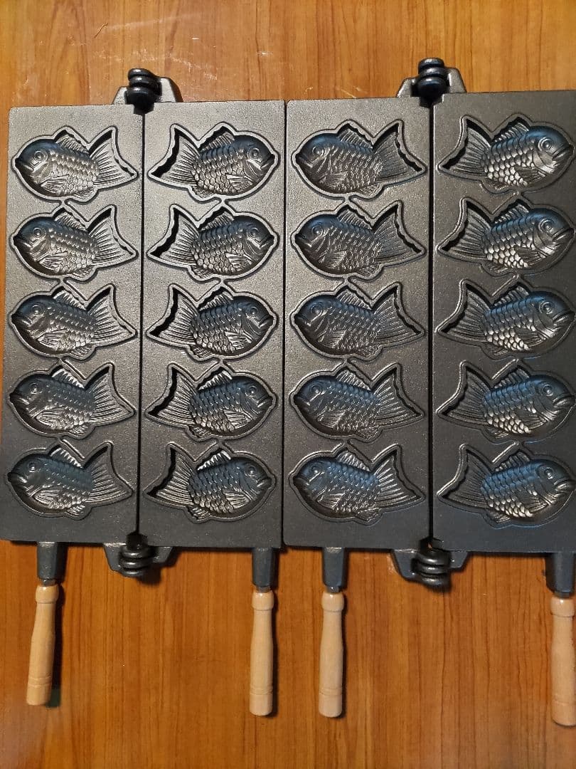 再再値下げ！「新品！」「半額以下！」二連たい焼き機