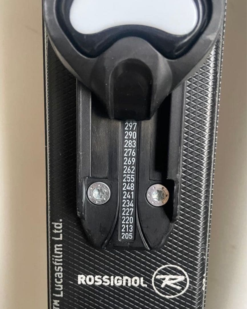 ロシニョール スターウォーズ スキー板128cm ダースベイダー