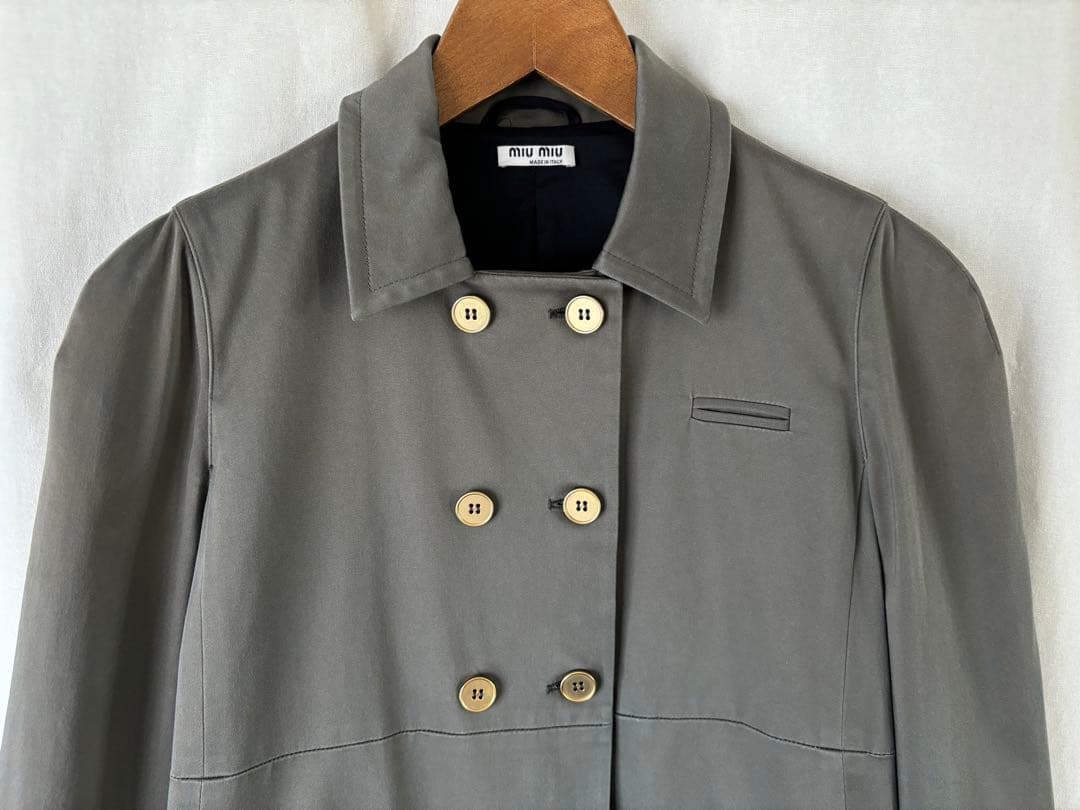 Miu Miu（ミュウミュウ）カーキ ダブルブレストコート