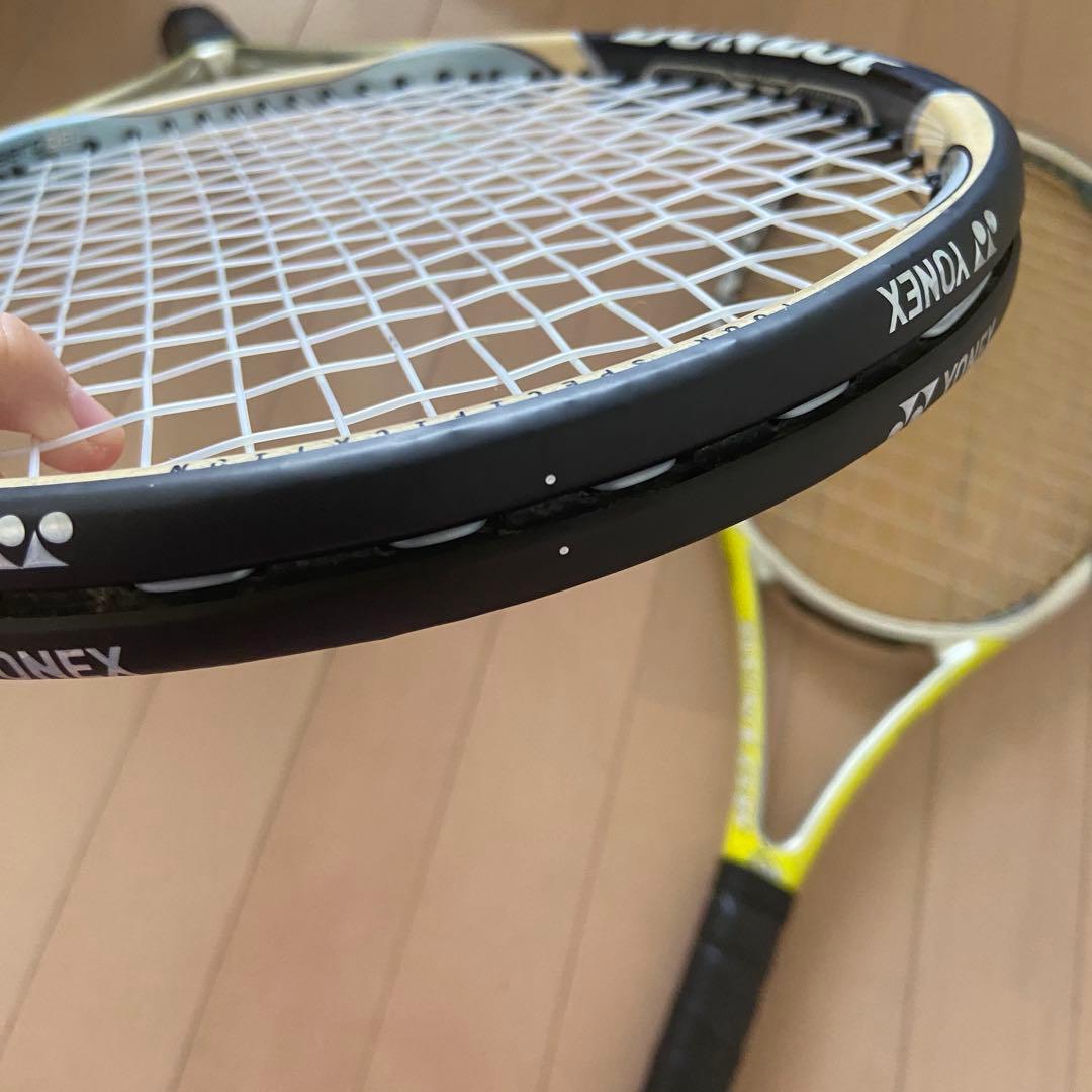 【安心メルカリ便】ラケット2本　ダンロップ　黄色　カバー付き