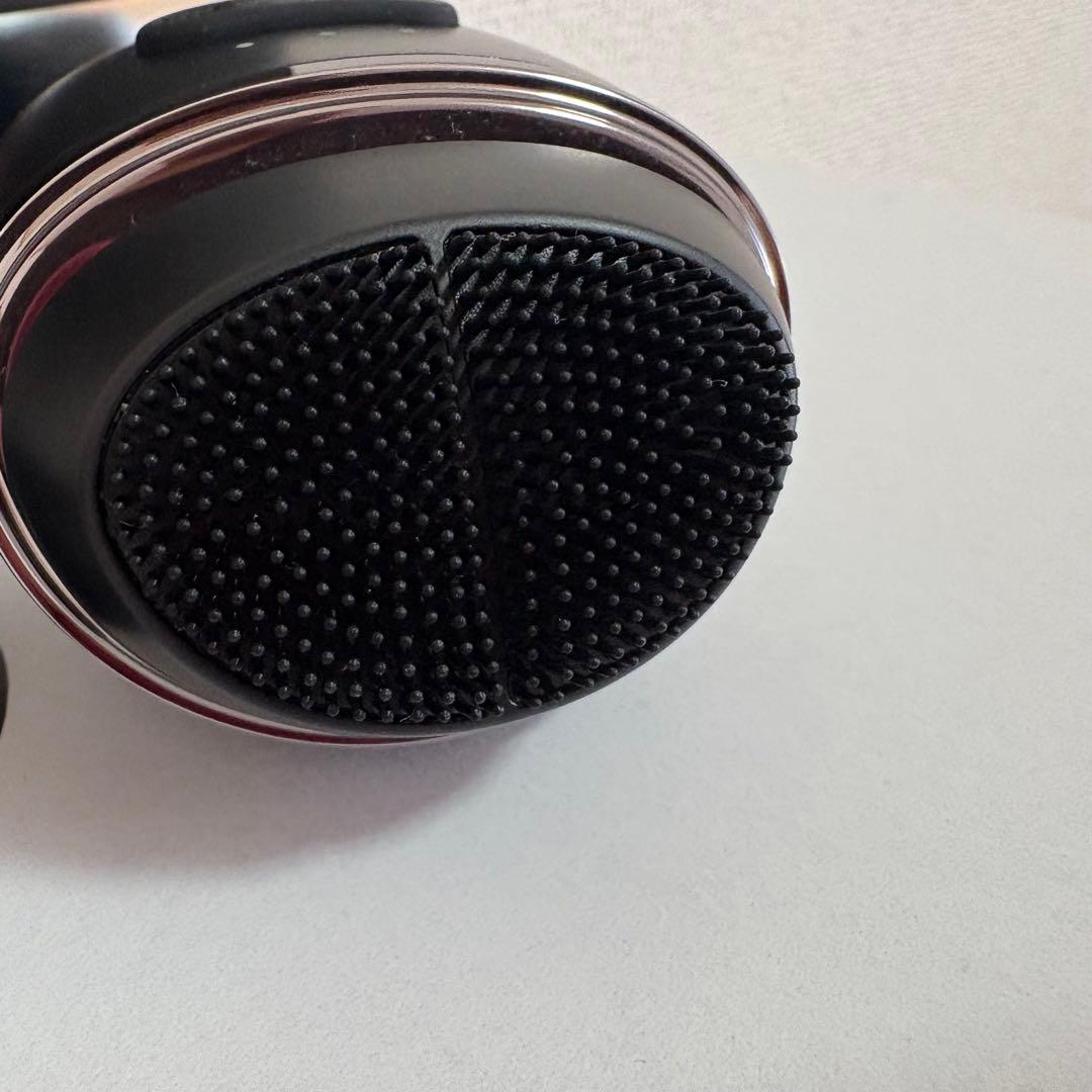 DISM ディズム EMS ポアディープクリア&リフトブラシ