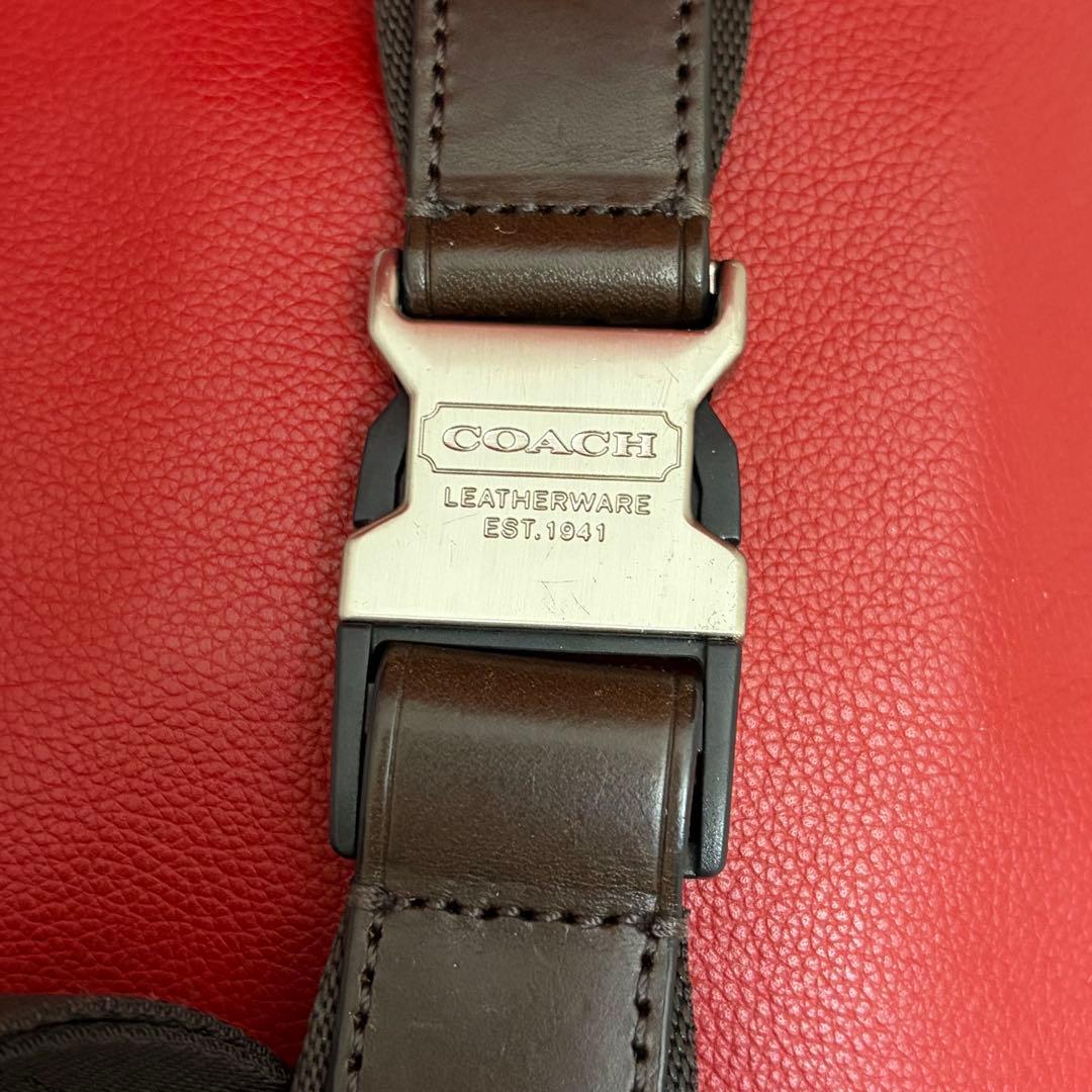 COACH トンプソン ボディバッグ レッドレザー希少カラー！