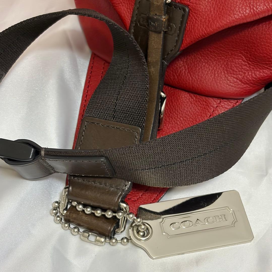 COACH トンプソン ボディバッグ レッドレザー希少カラー！