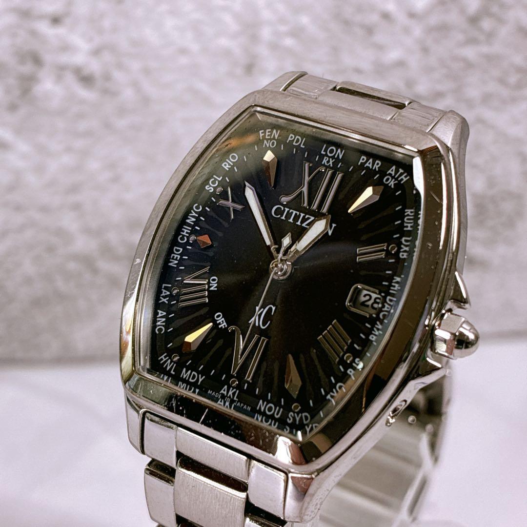 シチズン クロスシー トノー ハッピーフライト 腕時計 ソーラー ワールドタイム