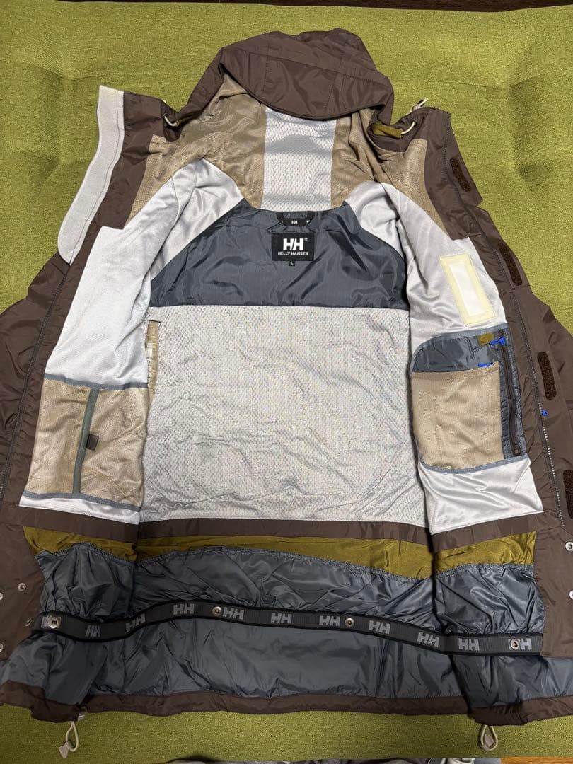 Helly Hansen GORE-TEX スノーボードスキーウェアＬ
