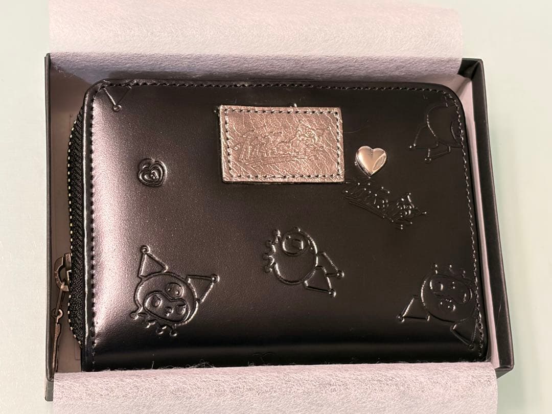 ⭐︎新品未使用⭐︎クロミKUROMI 二つ折り財布