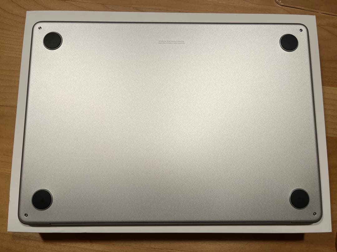 MacBookAir M2 2022 16GB 512GB 14インチ シルバー