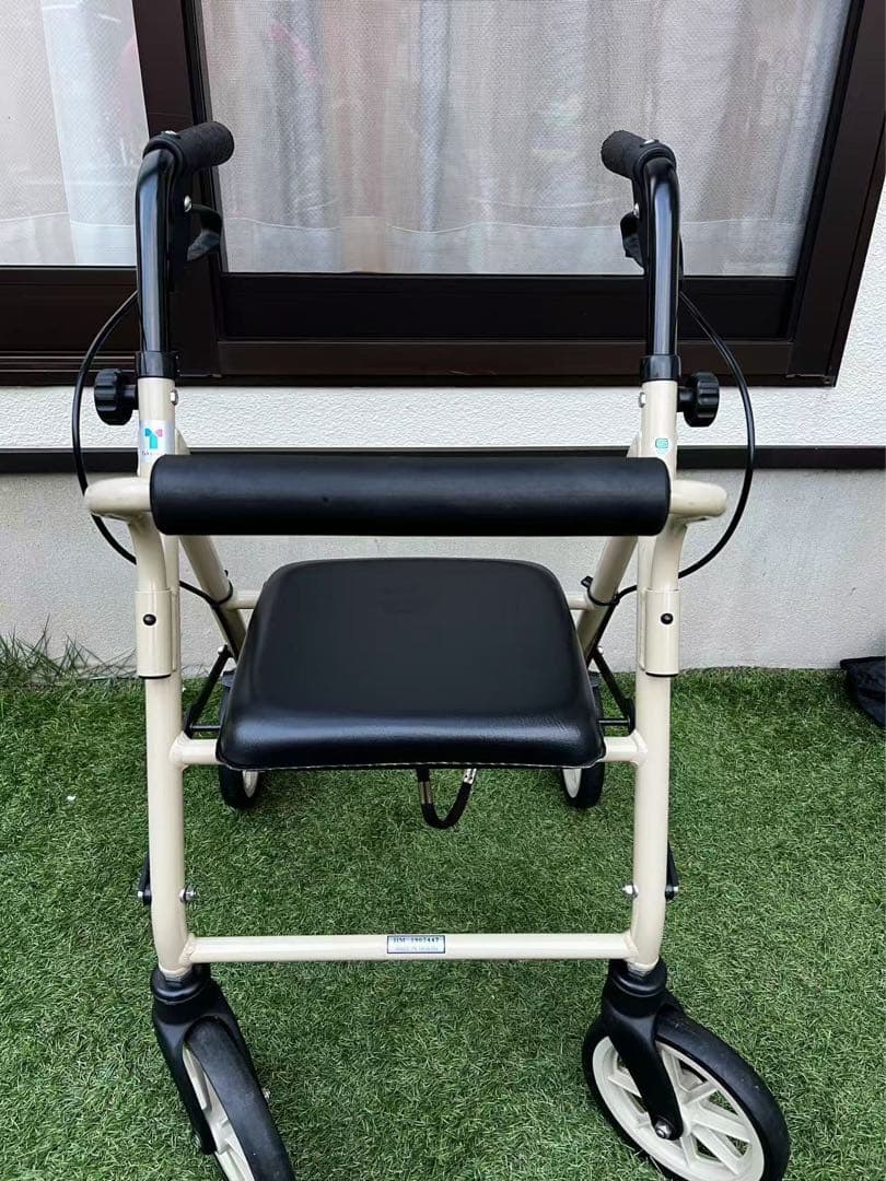 Taketora ハッピーミニ　竹虎歩行器