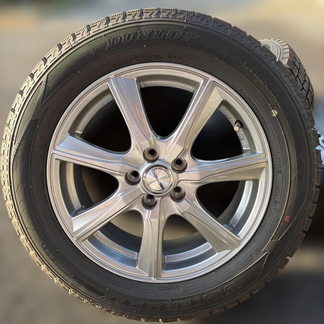 きじはた様　激安！状態良いです。ヒゲあり。ダンロップスタッドレスタイヤ