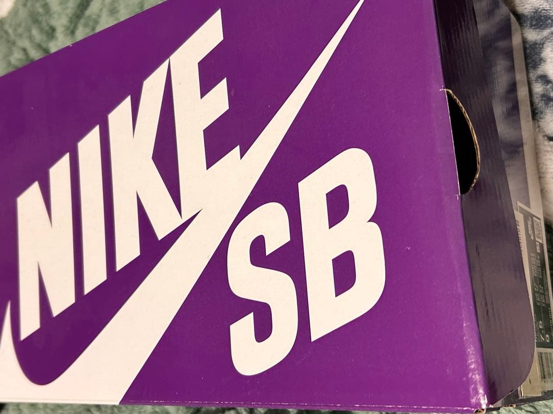 未使用品Nike Supreme Blazer Mid ブラック/イエロー