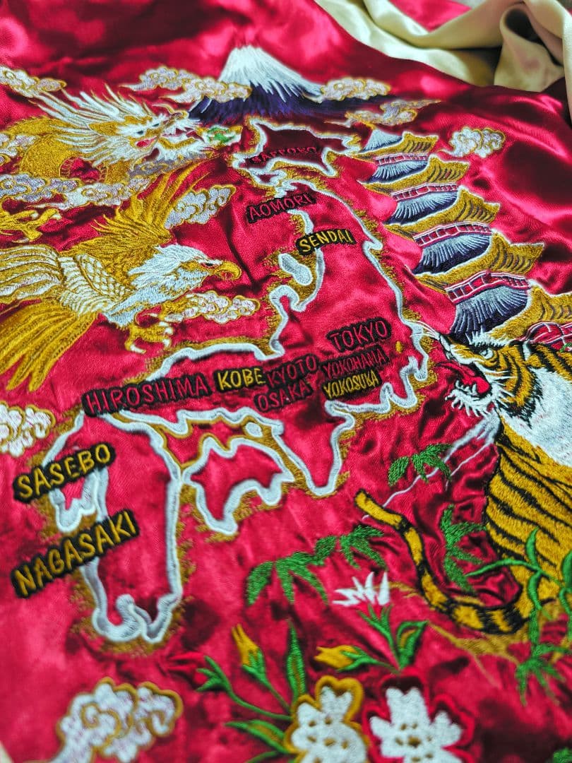 華鳥風月 美品 ２面用 日本限定 虎龍ワシ スカジャン 100%silk