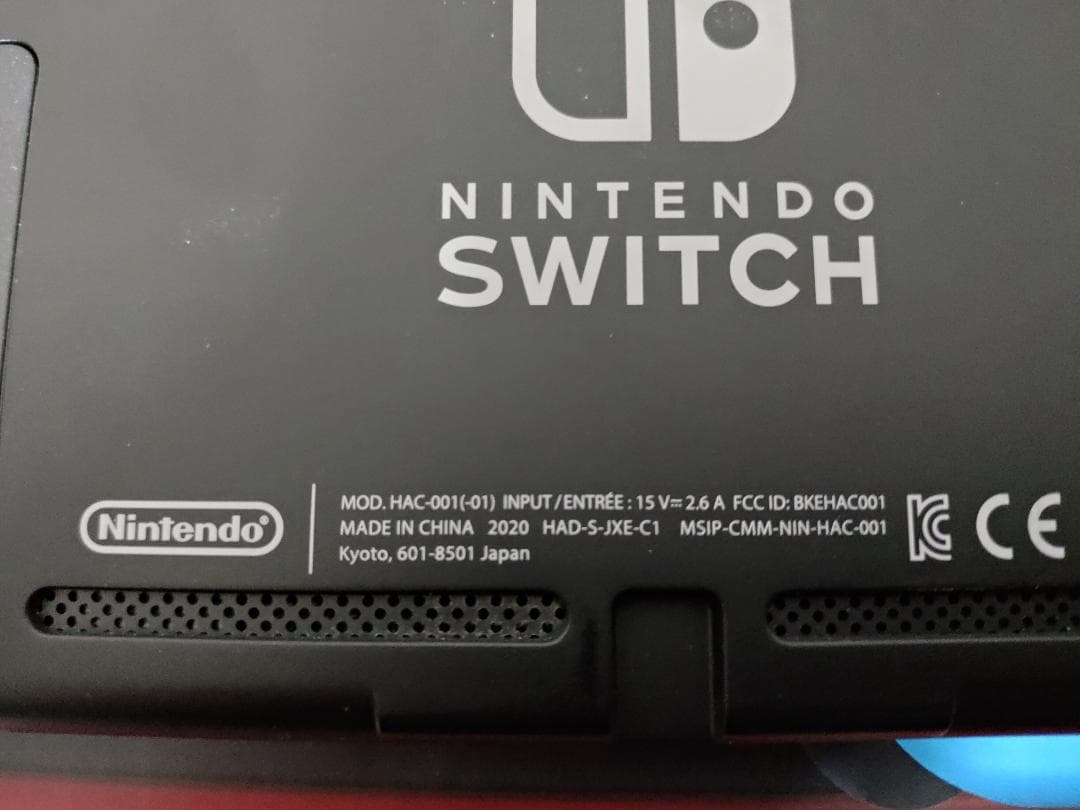 任天堂 スイッチ ネオンブルー＆レッド バッテリー強化版 2020y