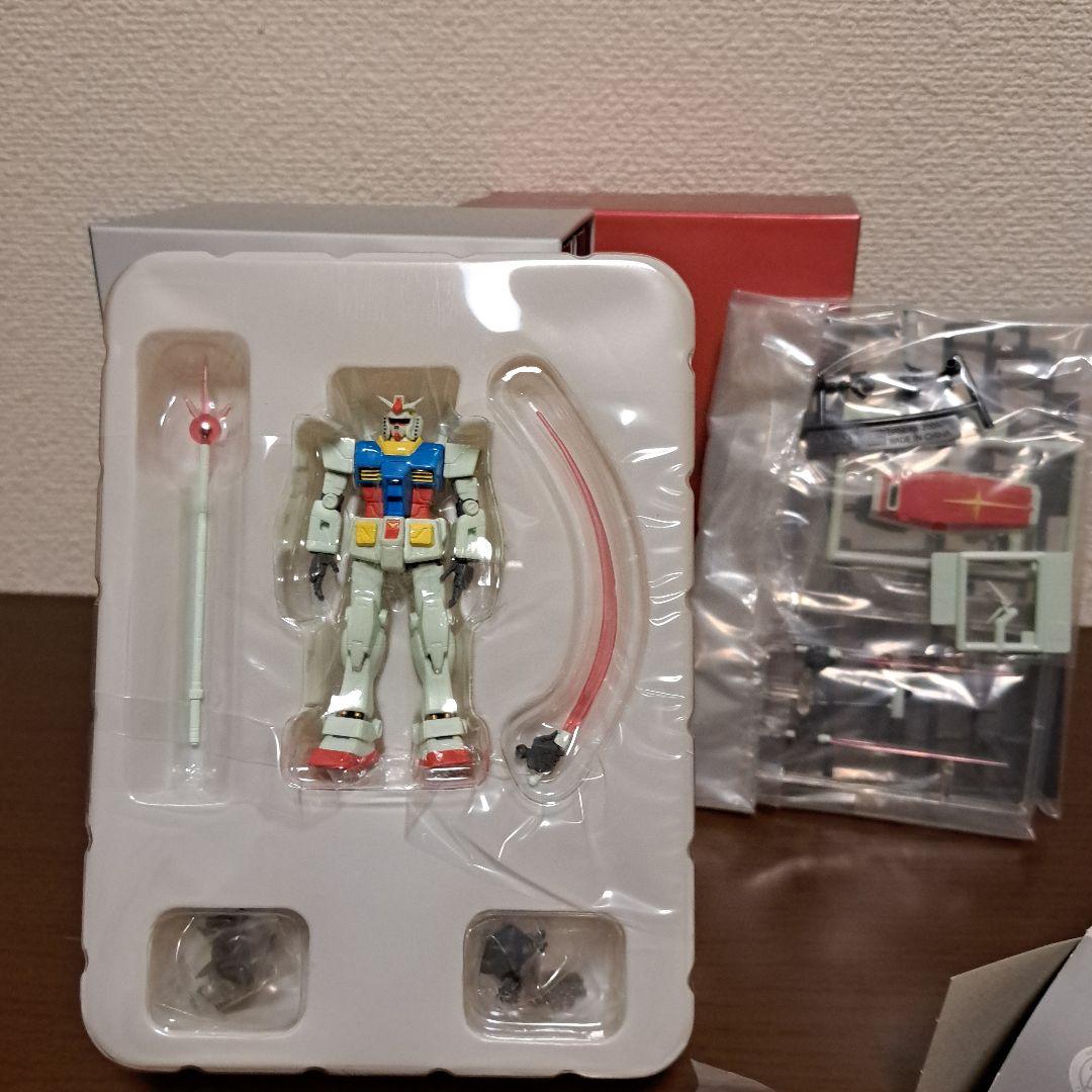 機動戦士ガンダム DVD-BOX 1・2〈初回限定生産・6枚組＋5枚組〉