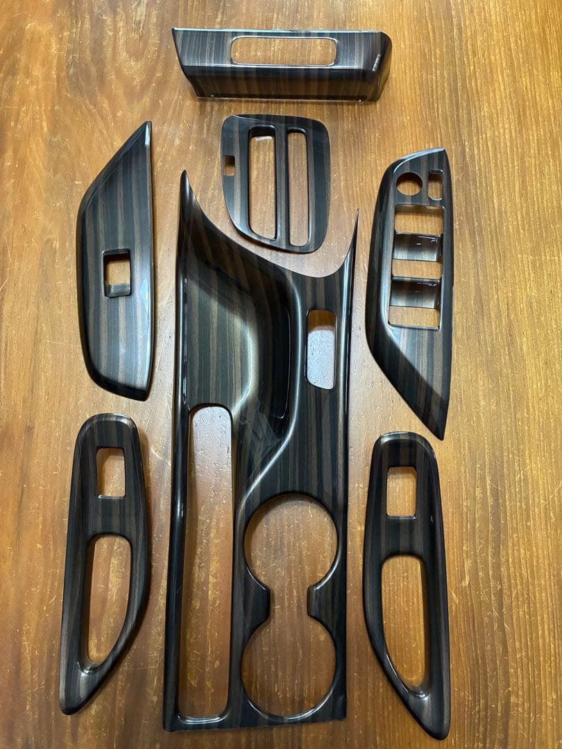 内装トリムパネルセット（木目調）