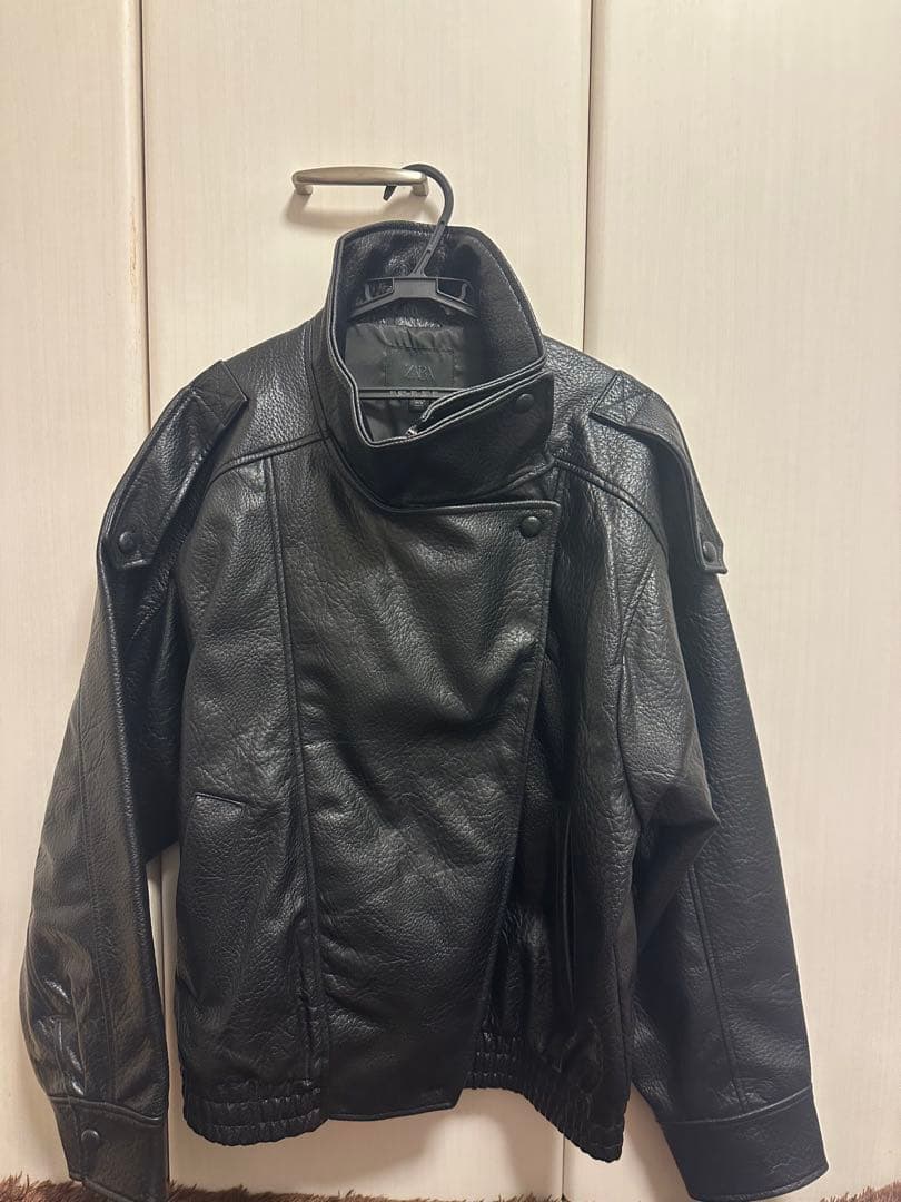 ZARA ウェイクレザージャケット