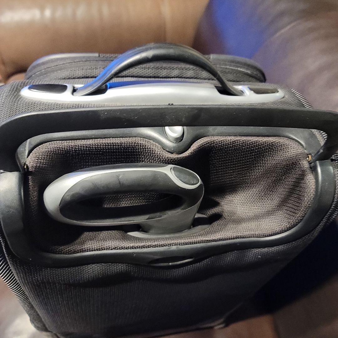 TUMI 数量限定貴重モデル　キャリーケース　ハンドル向き回転機能付き