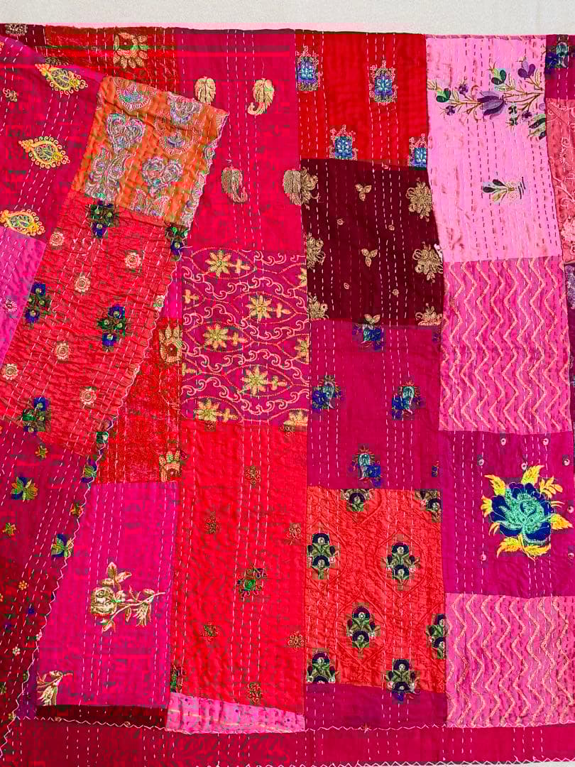 インド製 直輸入カンタキルト パッチワーク マルチカバー ピンク系