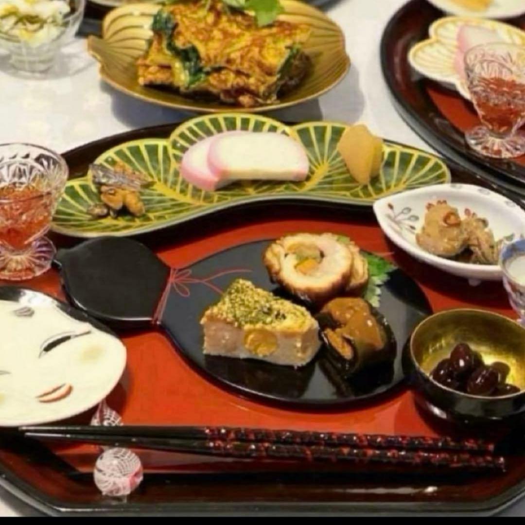 【新品】【大人気】有田焼幸楽窯　錦茶緑金松葉形前菜皿3枚セット　縁起物