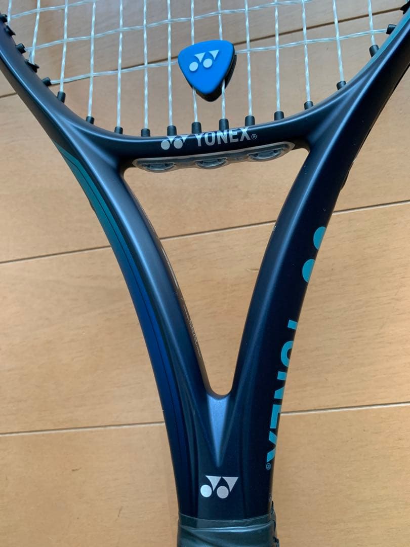 YONEX EZONE100 G2 2022値下しました
