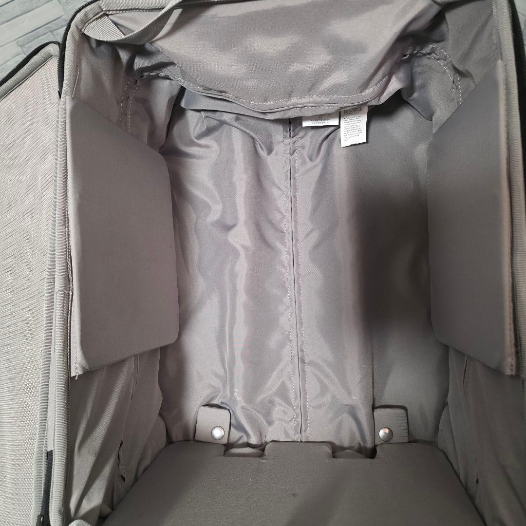 美品 機内持ち込み 無印良品 半分の厚みで収納できるソフトキャリーケース 黒