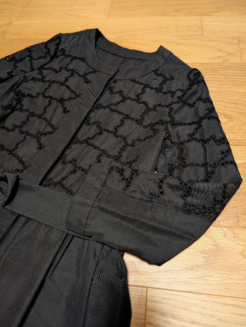 インゲボルグ シルク混 高級透かし柄コットンレース♪長袖コート 黒11号 超美品