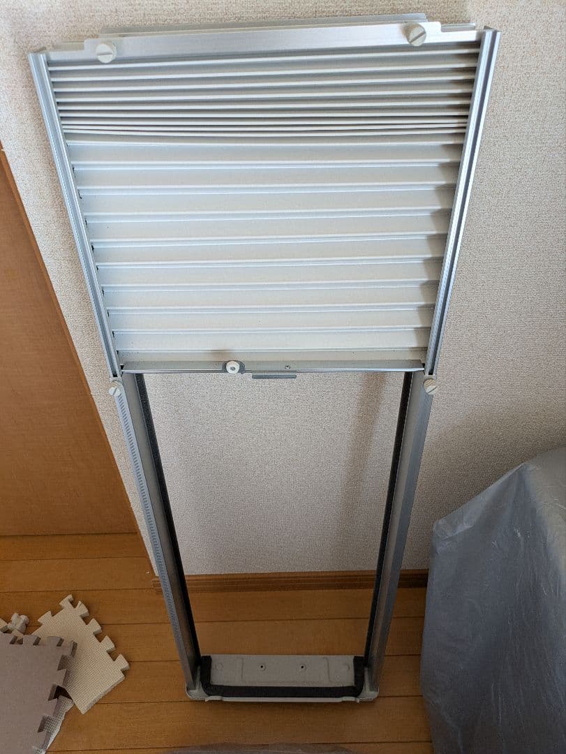 窓用エアコン 　コイズミ