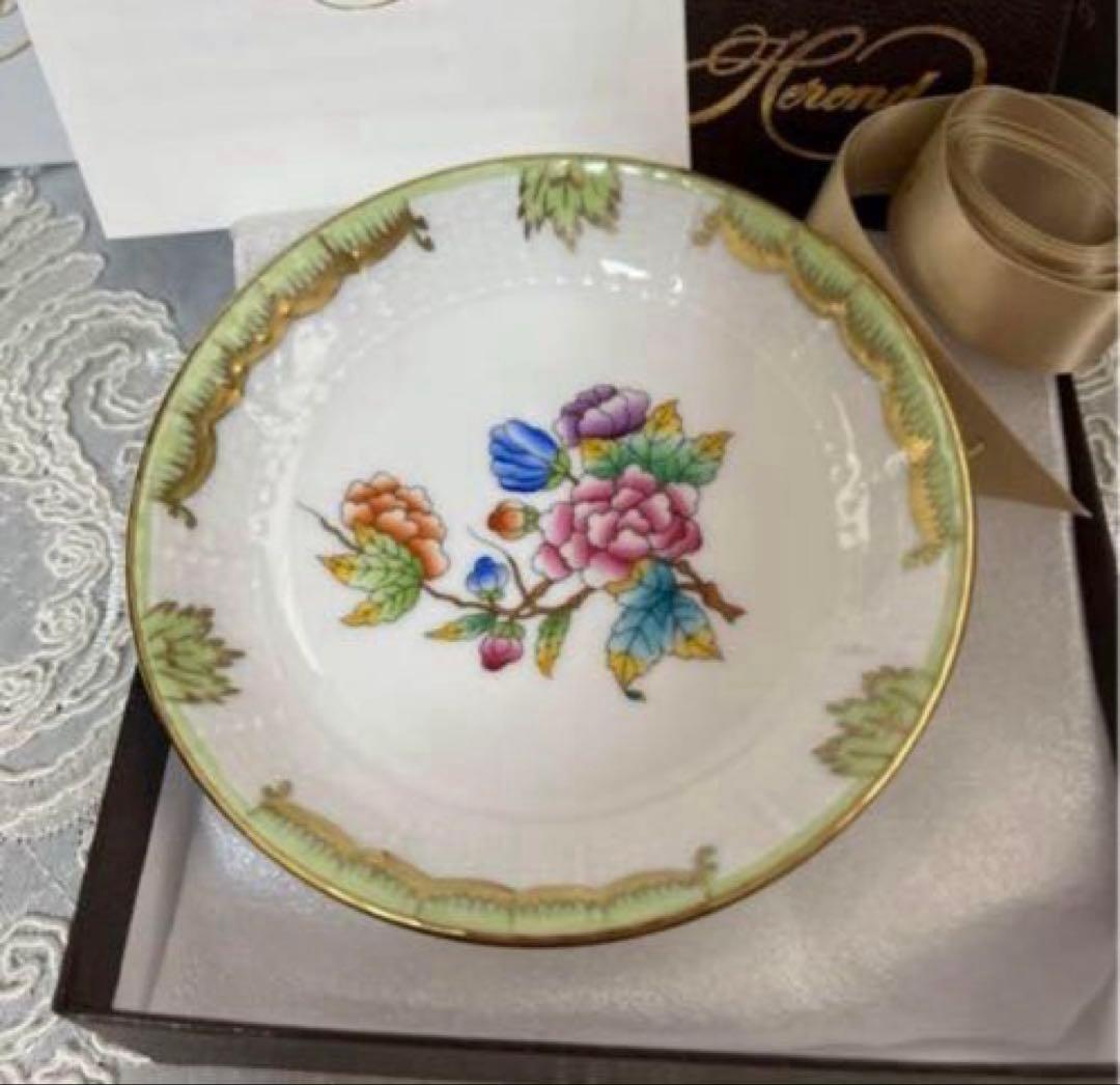 ［新品］Herend☆ヴィクトリアブーケ☆豆皿セット