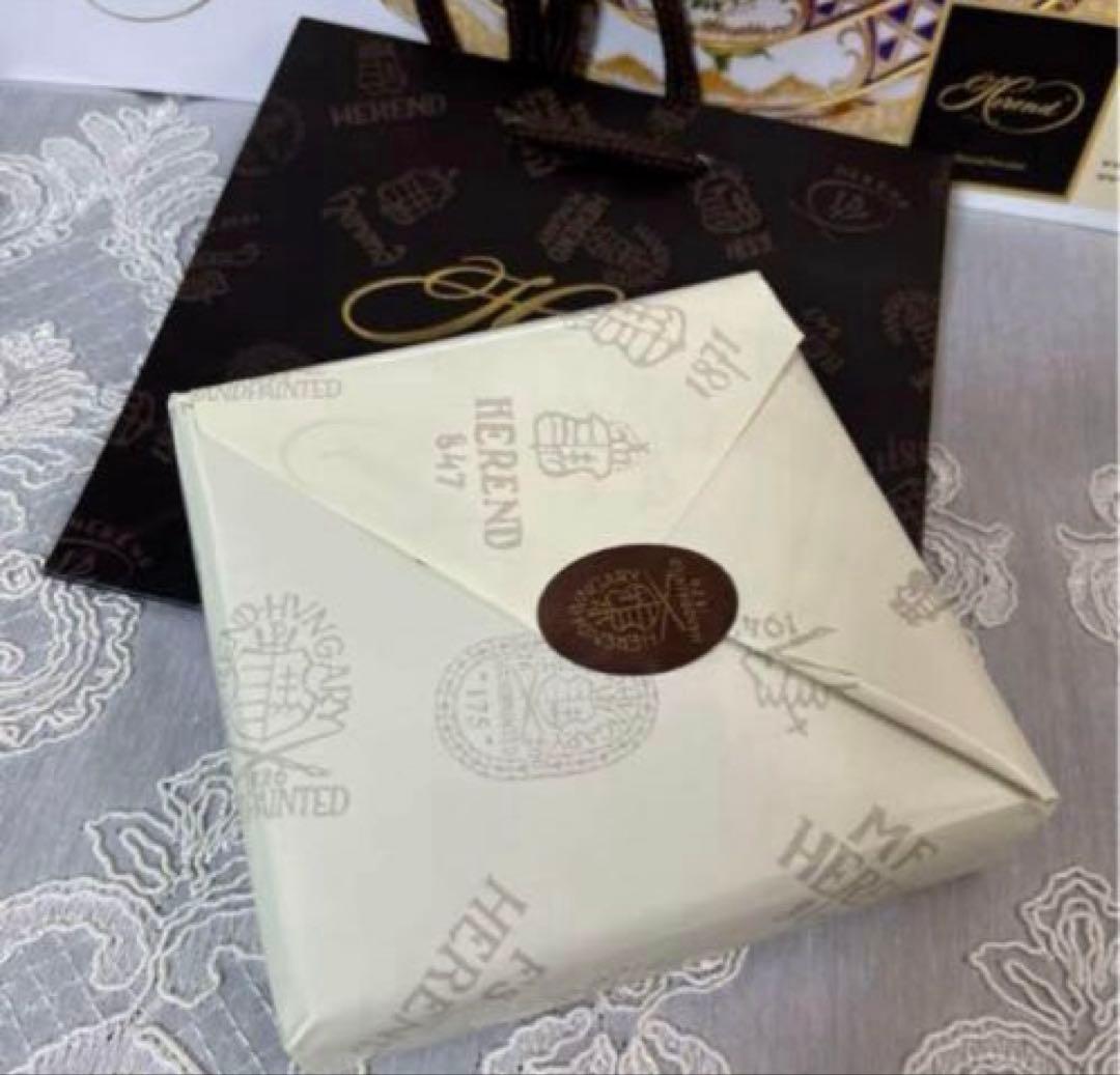 ［新品］Herend☆ヴィクトリアブーケ☆豆皿セット