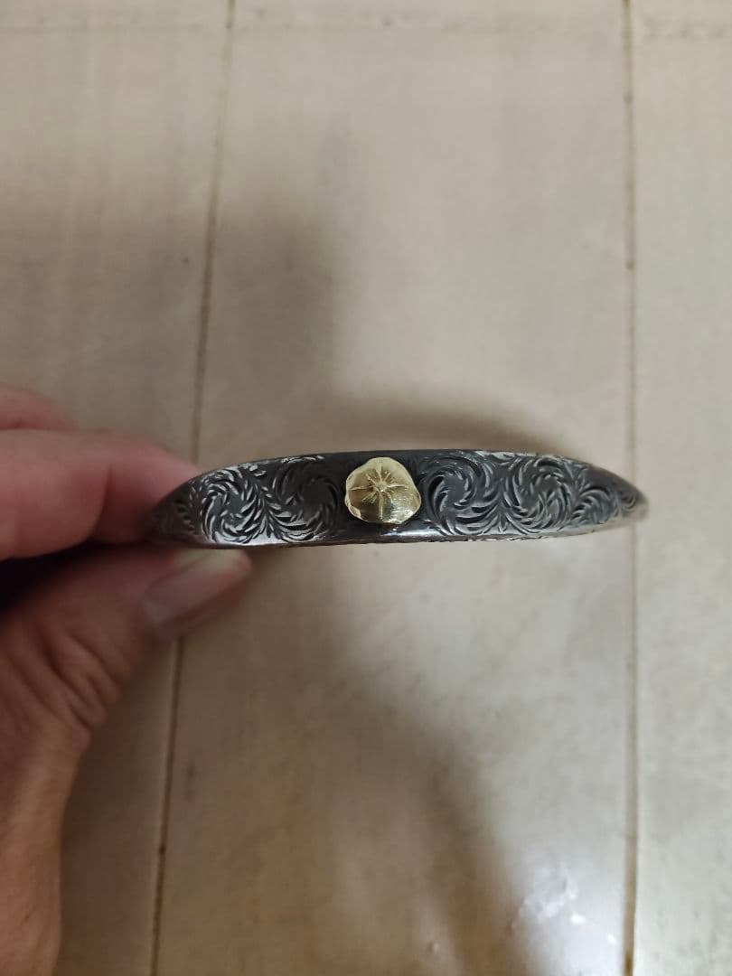 スタジオT＆Y シルバー ウィングバングル 唐草 ゴールドポイント