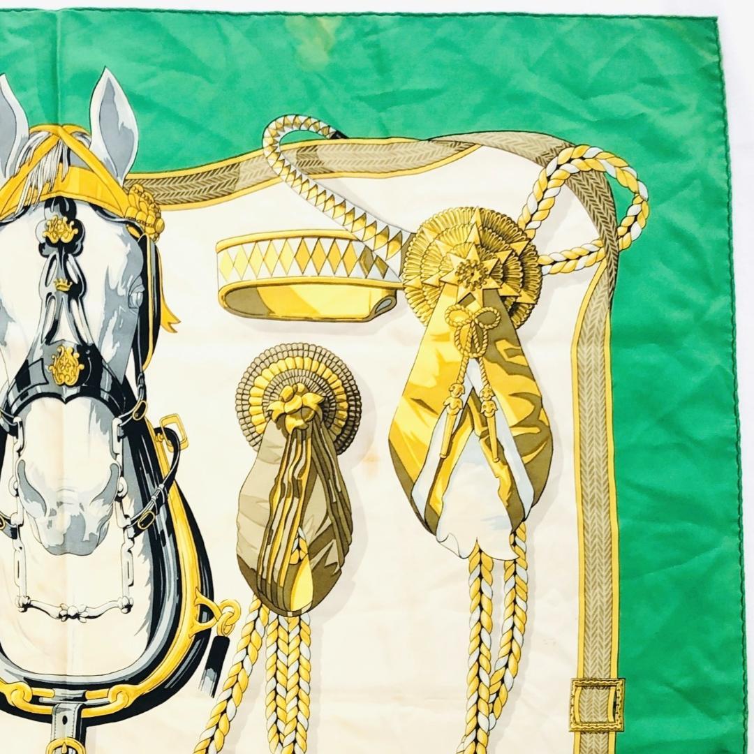 HERMES エルメス カレ90 頭絡とコカルド グリーン系 スカーフ タグあり