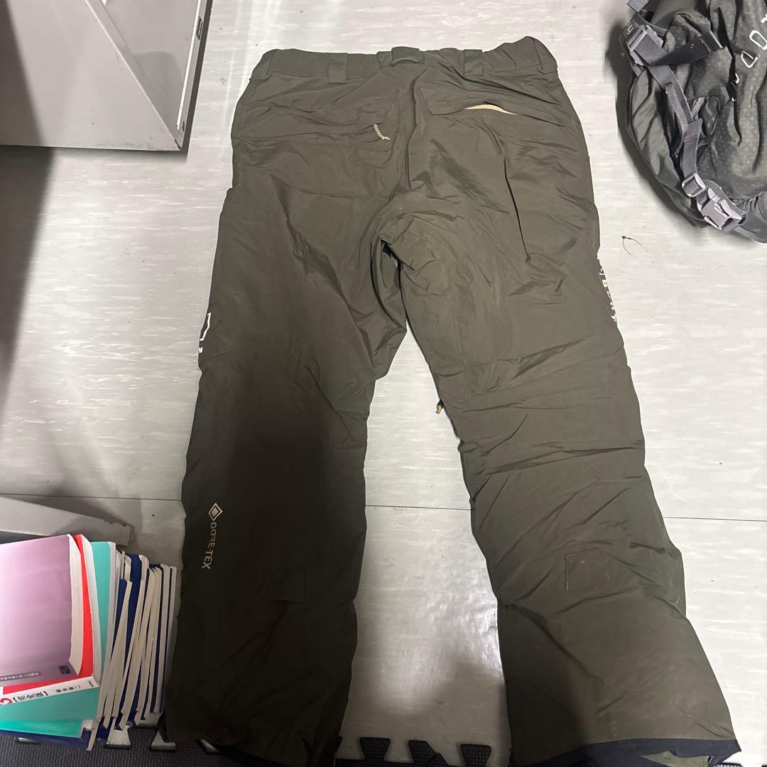 Burton [ak] GORE-TEX スノーボードパンツ Lサイズ