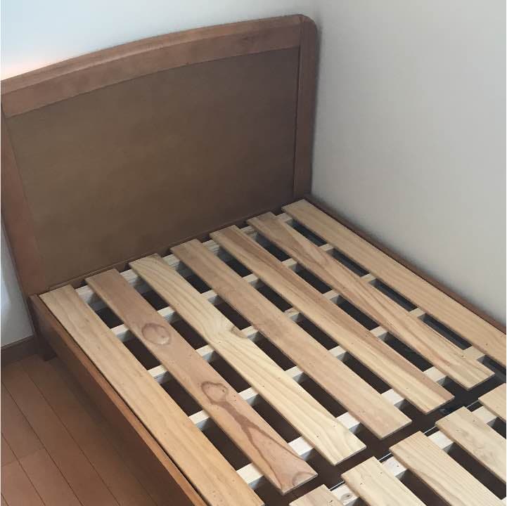 シングルタイプのベッド