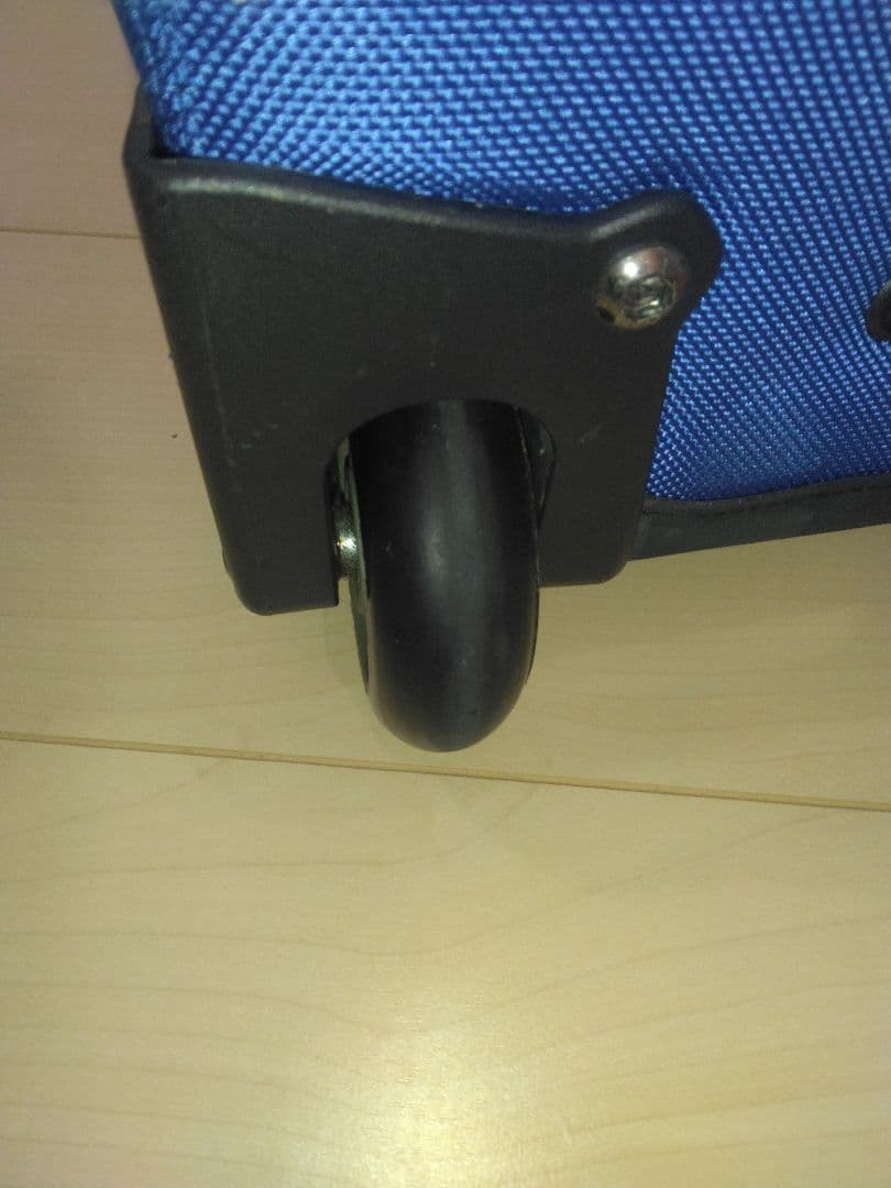 ザ・ノースフェイススーツケース シャトルローラーキャリー機内持ち込みOK