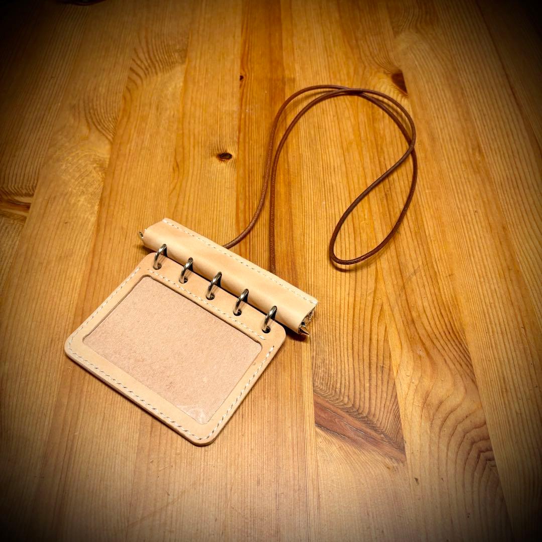 パスケース（M 5サイズ）、ヌメ革、脱着式