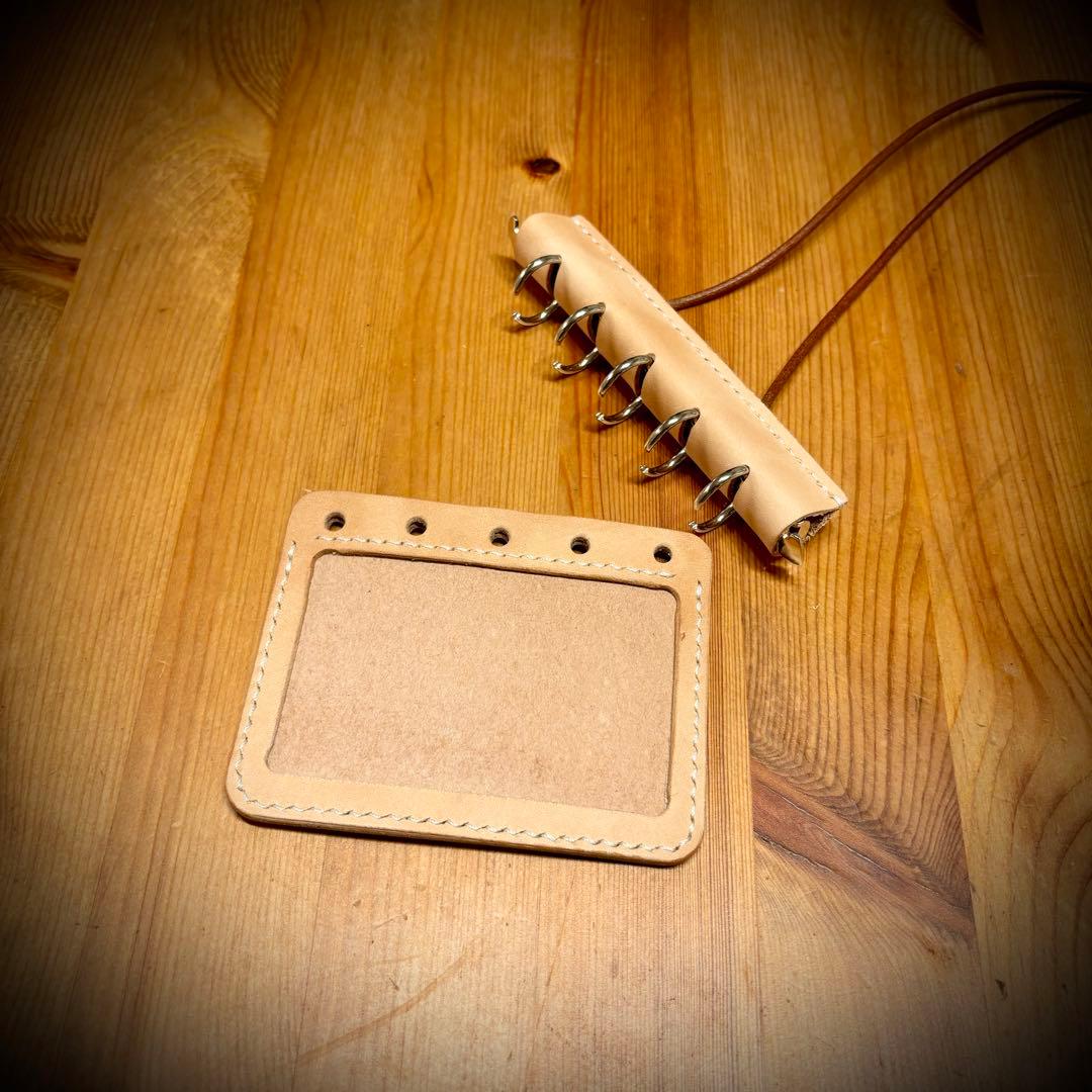 パスケース（M 5サイズ）、ヌメ革、脱着式