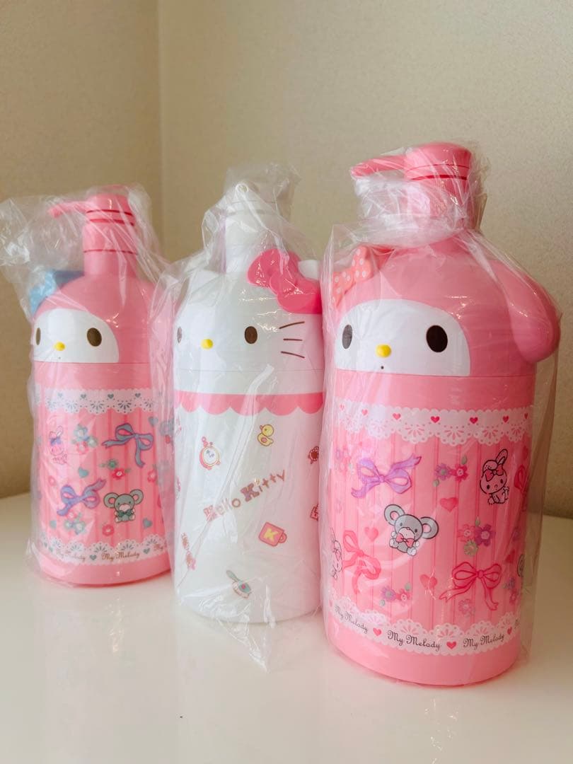 サンリオ　マイメロ　キティー詰め替えボトル