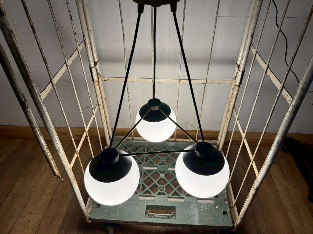 T1563☆展示品☆アートワークスタジオ　照明　ペンダントライト　モダン