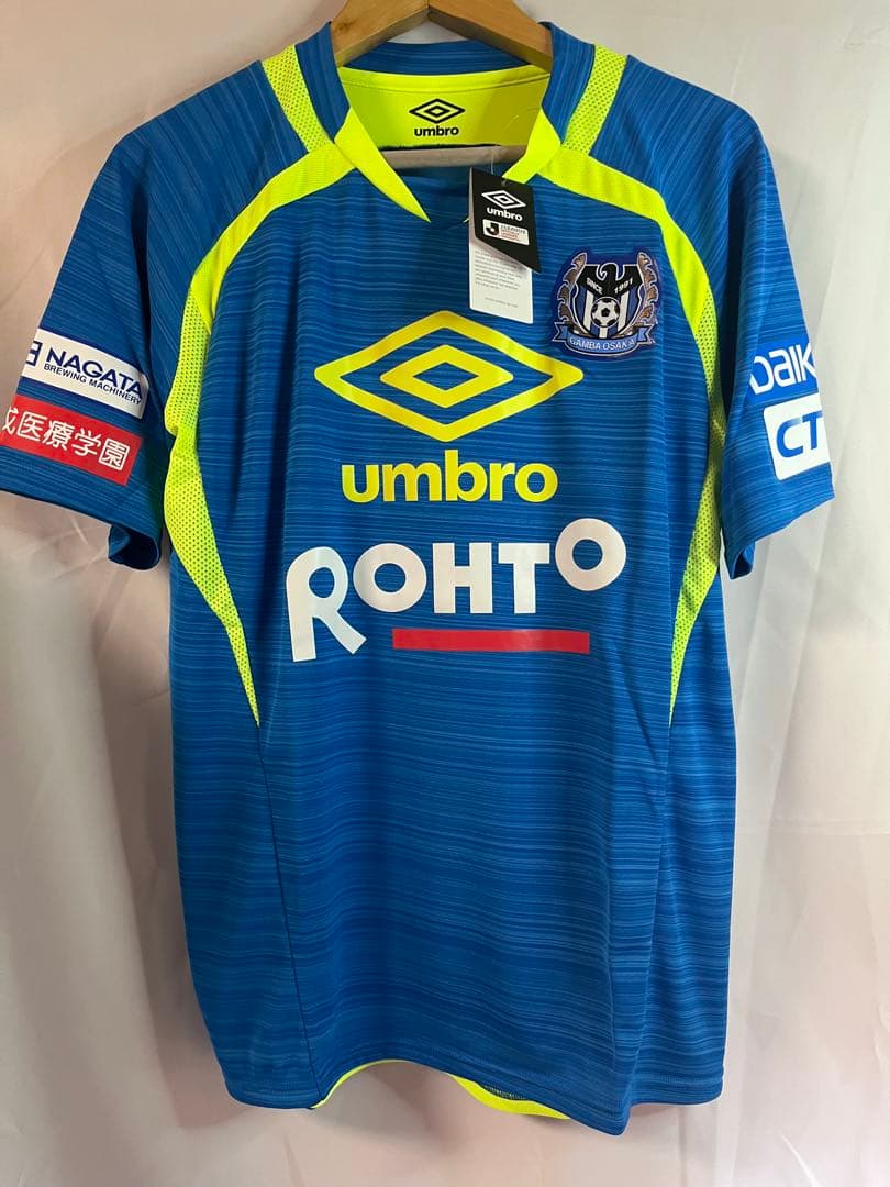 【新品未使用】UMBRO アンブロ ガンバ大阪　トレーニングウェア　半袖