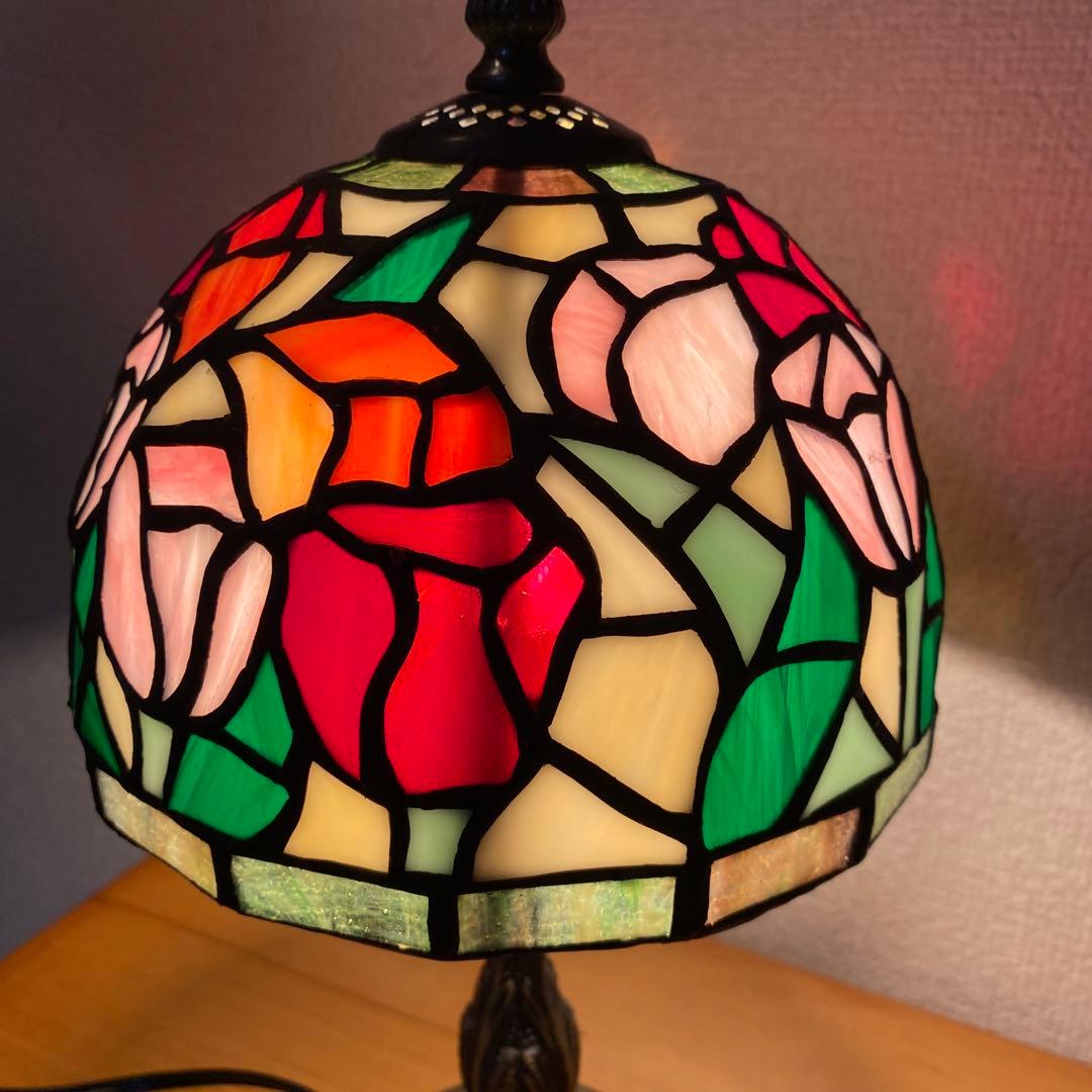 ✨新品　未使用　ステンドグラス ランプ チューリップ　アンティーク風