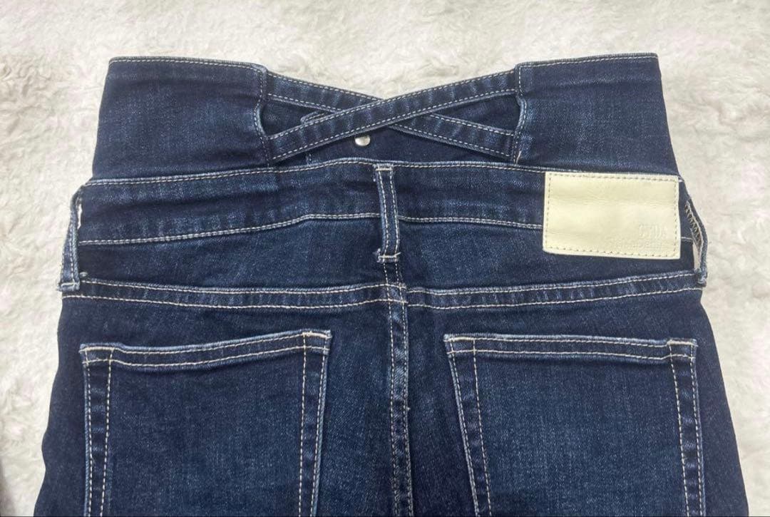 GYDA ハイウエストバッククロススキニーデニムパンツ インディゴブルー