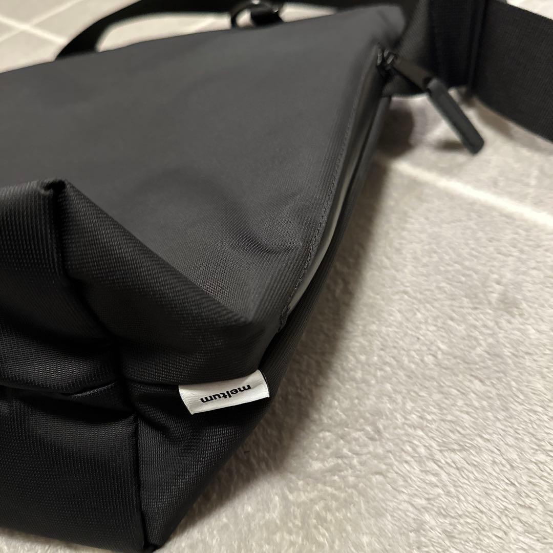 meltum メルタム メッセンジャーバッグ ナイロン ブラック M
