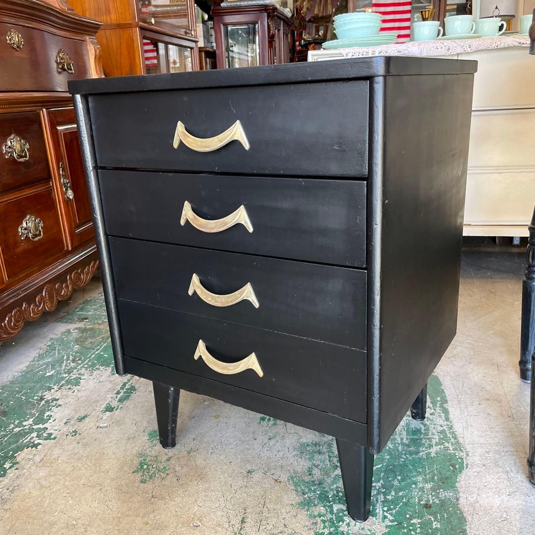 アメリカンヴィンテージ・ナイトテーブル 1970年代